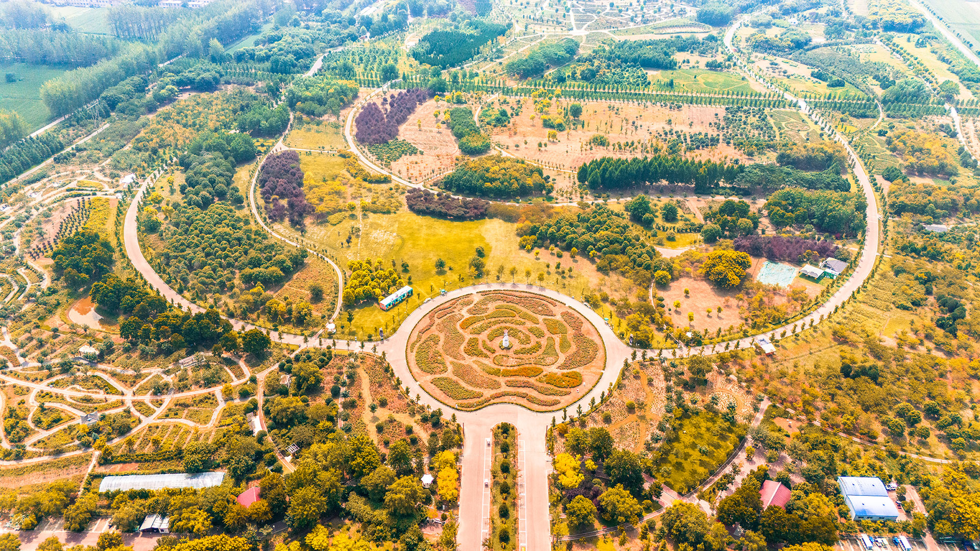 从“心”出发书写党纪学习教育“更”字篇章